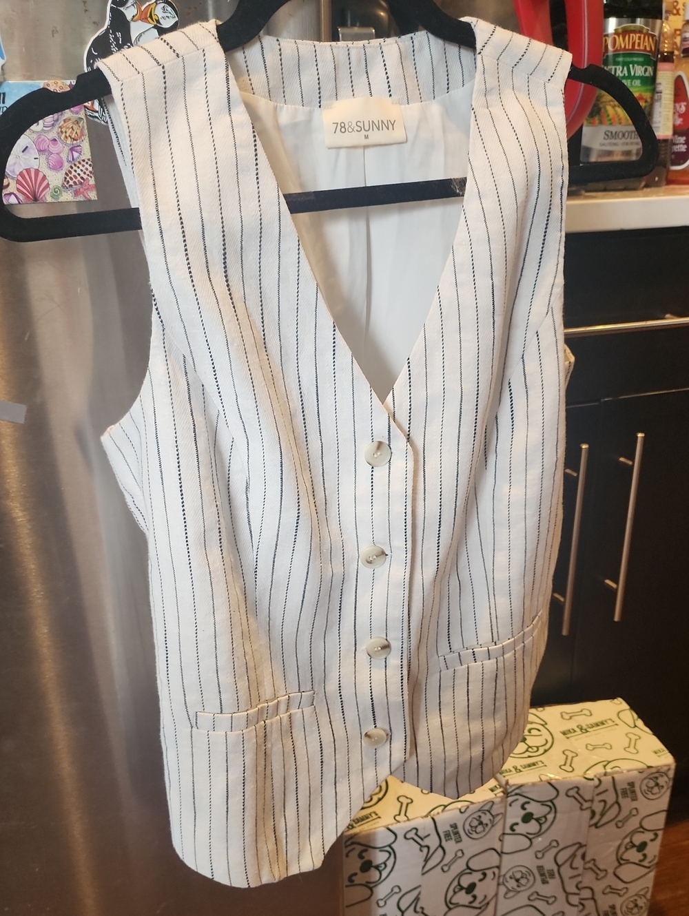 78 & Sunny Women's Cream Pinstripe Button-Front Vest